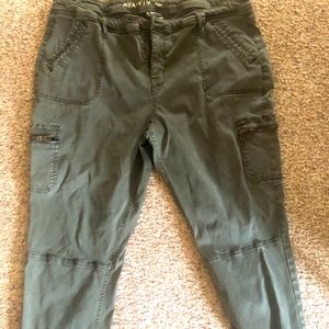 Dark Green Skinny Cargo Pants